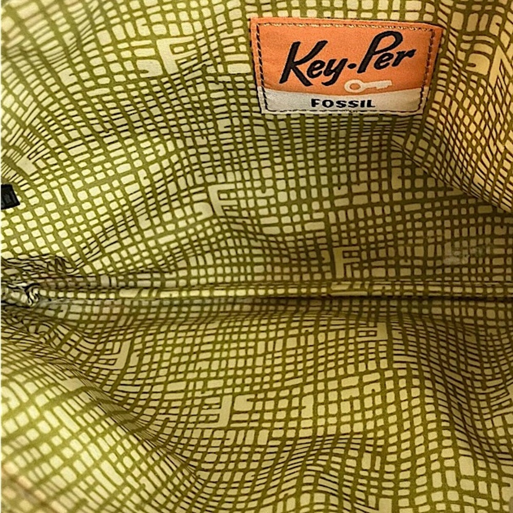 Vintage Fossil “Key-Per” Set of 3 cosmetic pouches
Small medium and large - Picture 4 of 11